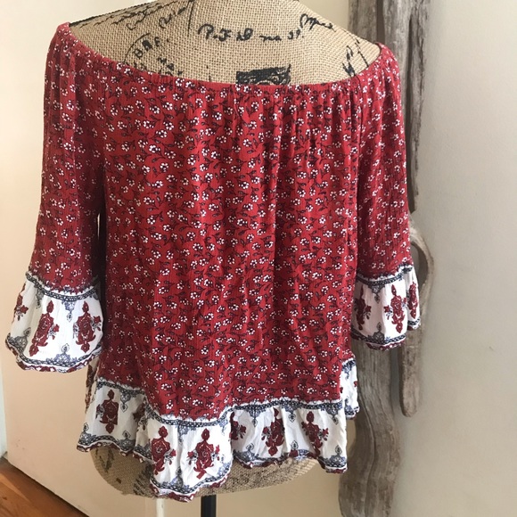 💗 3/$15 BAND OF GYPSIES boho off the shoulder top - Picture 7 of 8